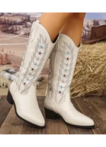 Retro Star Embroidered Square Heel Western Boots for Women